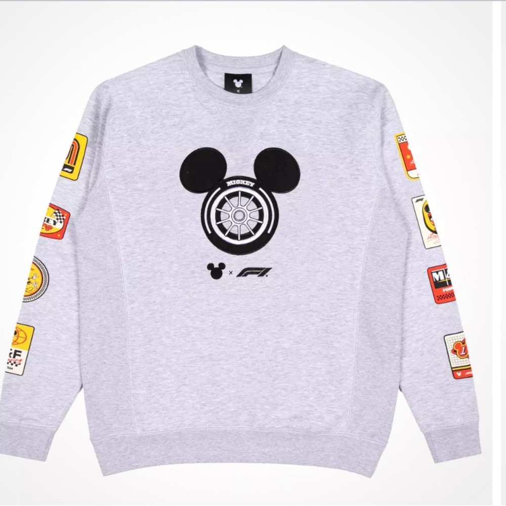 F1 Disney Mickey Gray Crewneck Sweater XL Disneyland NWT